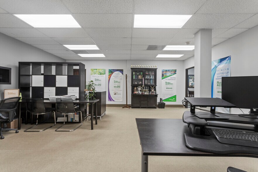 More Photos Of 17734 Preston Rd, Dallas Office For Sale