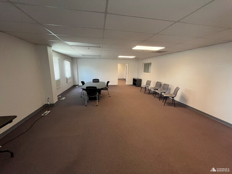 More Photos Of 4000 Patton Ave, Loveland Industrial For Lease