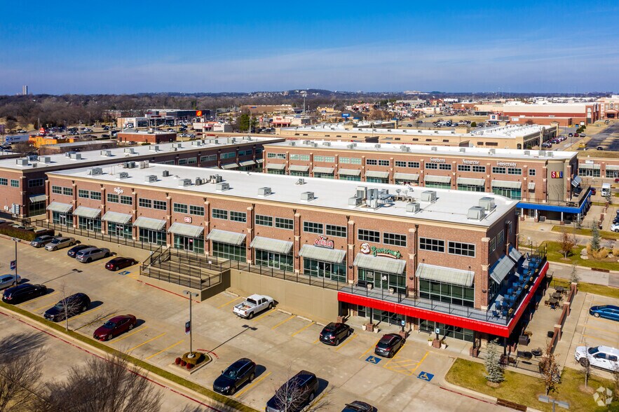 More Photos Of 8211 E Regal Pl, Tulsa Coworking Space