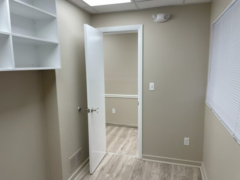 More Photos Of 1010 Grand Army Hwy, Swansea Office For Sale