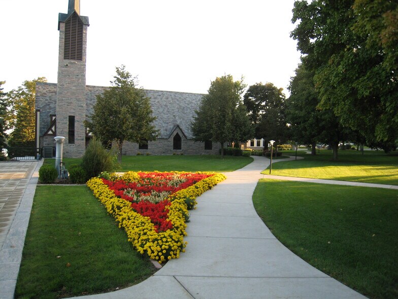 More Photos Of 621 1st Ave S, Buffalo Specialty For Sale