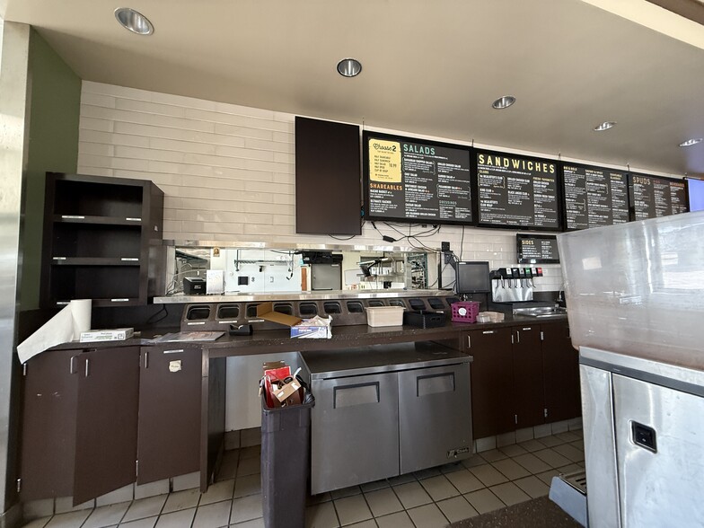 More Photos Of 4104 W Interstate 40, Amarillo Freestanding For Lease