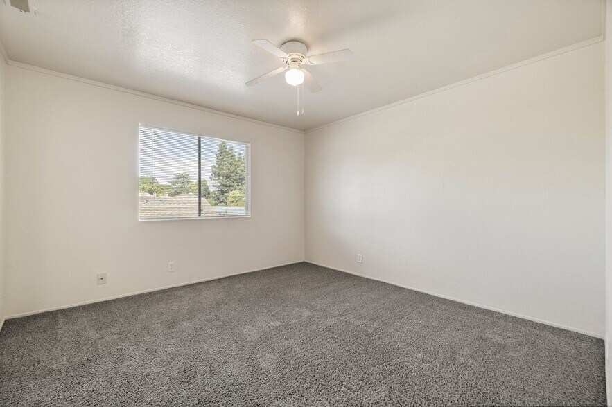 More Photos Of 642 W 1st Ave, Chico Apartments For Sale