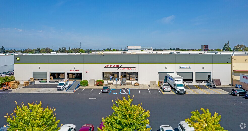 More Photos Of 631-641 Brennan St, San Jose Warehouse For Lease