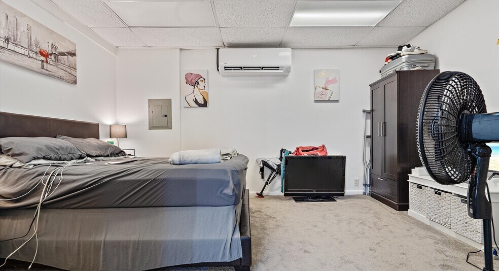 More Photos Of 2106 Young St, Honolulu Apartments For Sale