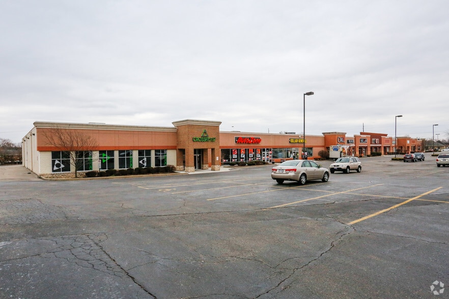 More Photos Of 890-896 S Main St, Centerville Supermarket For Lease