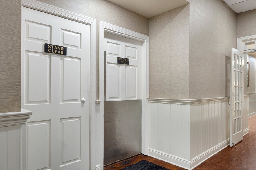 More Photos Of 4550 Golf Club Ln, Spring Hill Golf Course Driving Range For Sale