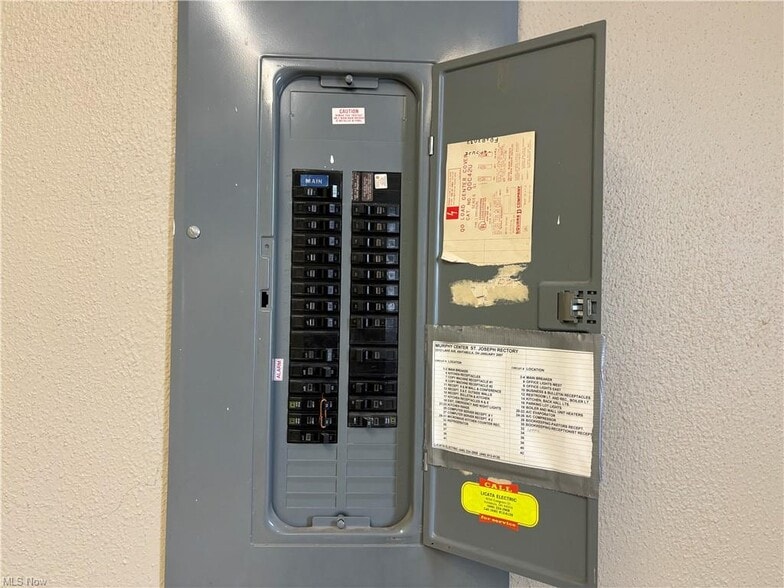 More Photos Of 3312 Lake Ave, Ashtabula Office For Sale