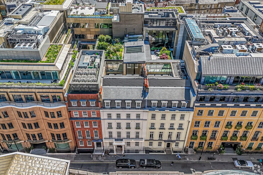 More Photos Of 75 Grosvenor St, London Coworking Space