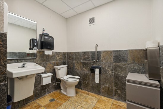 More Photos Of 6311 Wayzata Blvd, Saint Louis Park Office For Sale