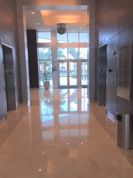 More Photos Of 2301 NW 87th Ave, Doral Office Residential For Lease