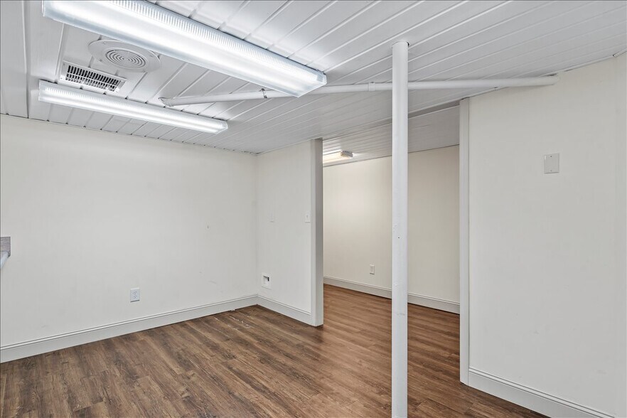 More Photos Of 492 W Main St, Forest City Freestanding For Sale