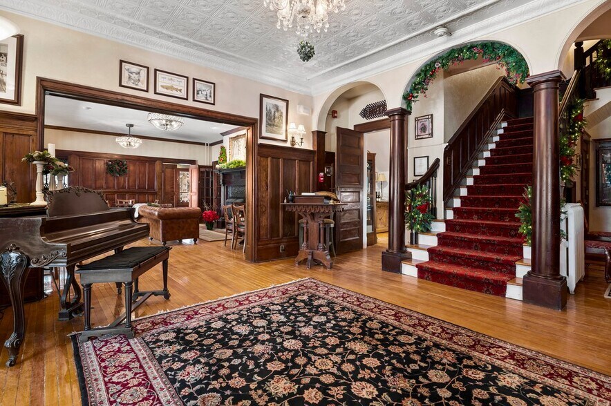 More Photos Of 39 Interlaken Ave, Lake Placid Hotel For Sale