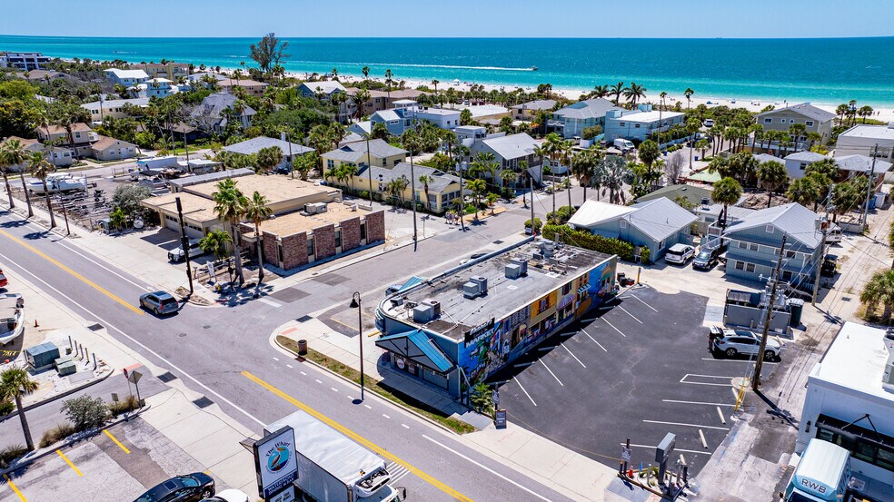More Photos Of 2000 Pass a Grille Way, Saint Pete Beach Restaurant For Sale