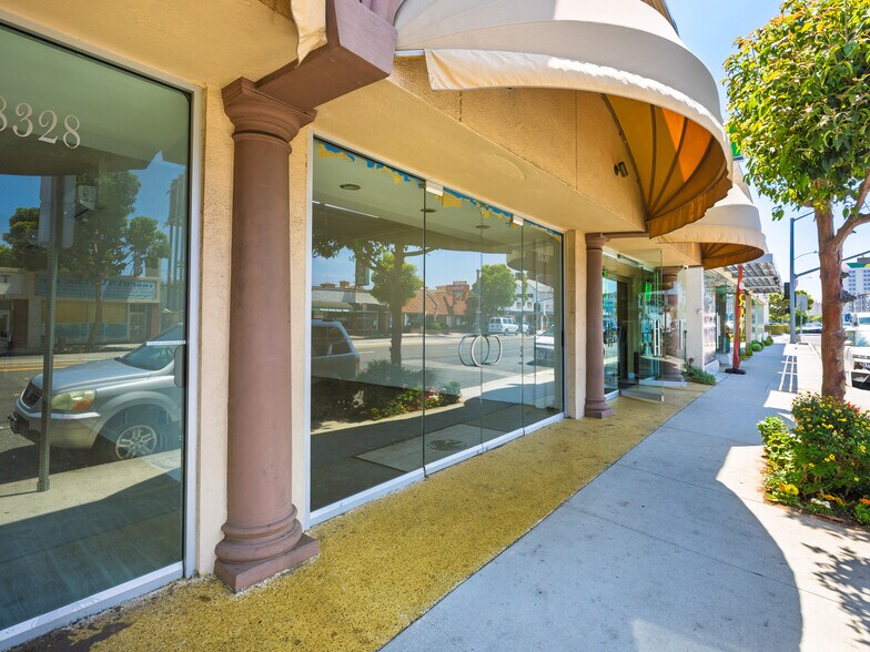Primary Photo Of 8328-8332 Lincoln Blvd, Los Angeles Storefront For Sale