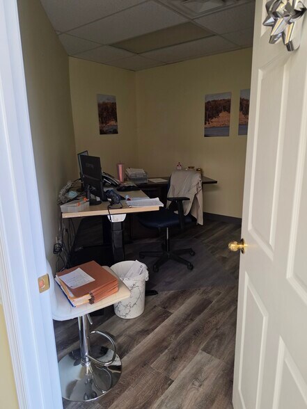 More Photos Of 3140 W Ward Rd, Dunkirk Medical For Lease