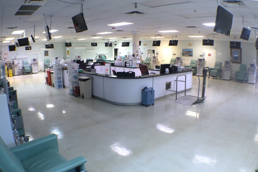 More Photos Of 2800 N State Road 7, Margate Medical For Sale