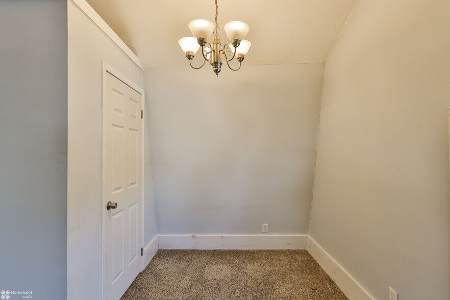 More Photos Of 38 W Central Ave, Bangor Apartments For Sale