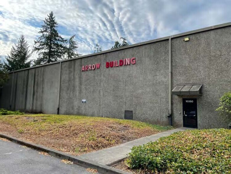 More Photos Of 10350 SW Tualatin Rd, Tualatin Warehouse For Lease