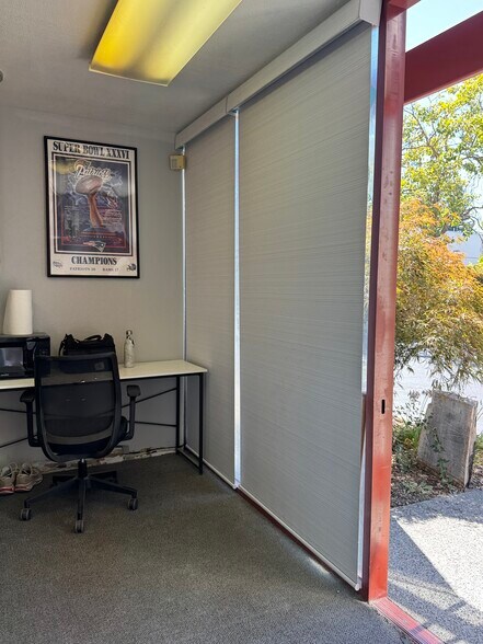 More Photos Of 1820 Empire Industrial Ct, Santa Rosa Warehouse For Sale