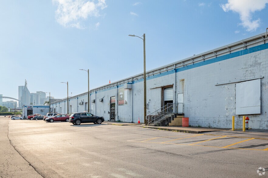More Photos Of 400-414 Davidson St, Nashville Warehouse For Lease