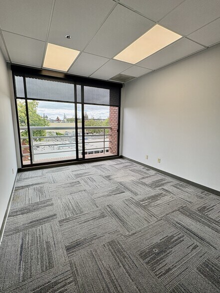 More Photos Of 350 Cambridge Ave, Palo Alto Medical For Lease