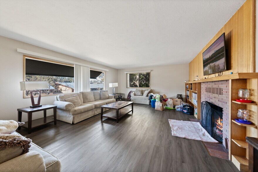 More Photos Of 3105 NW O. B. Riley Rd, Bend Hotel For Sale