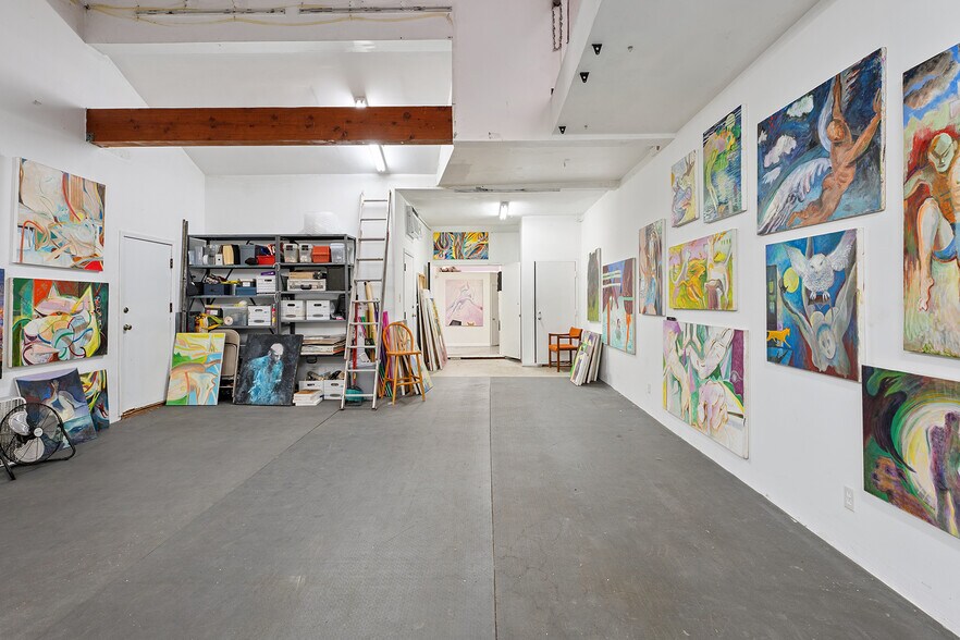 More Photos Of 2847 S Robertson Blvd, Los Angeles General Retail For Sale