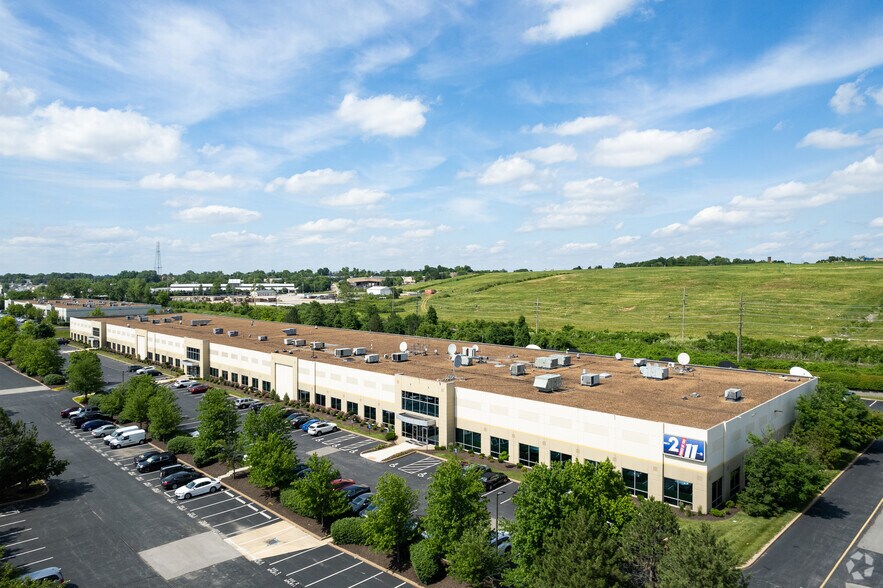 More Photos Of 2250-2270 Ball Dr, Saint Louis Warehouse For Lease