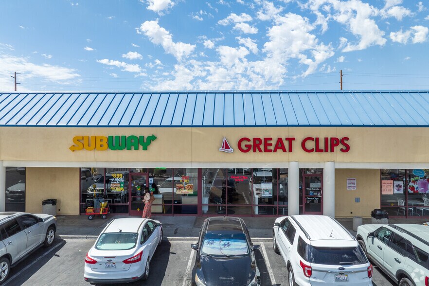 More Photos Of 17080 Bear Valley Rd, Victorville General Retail For Sale
