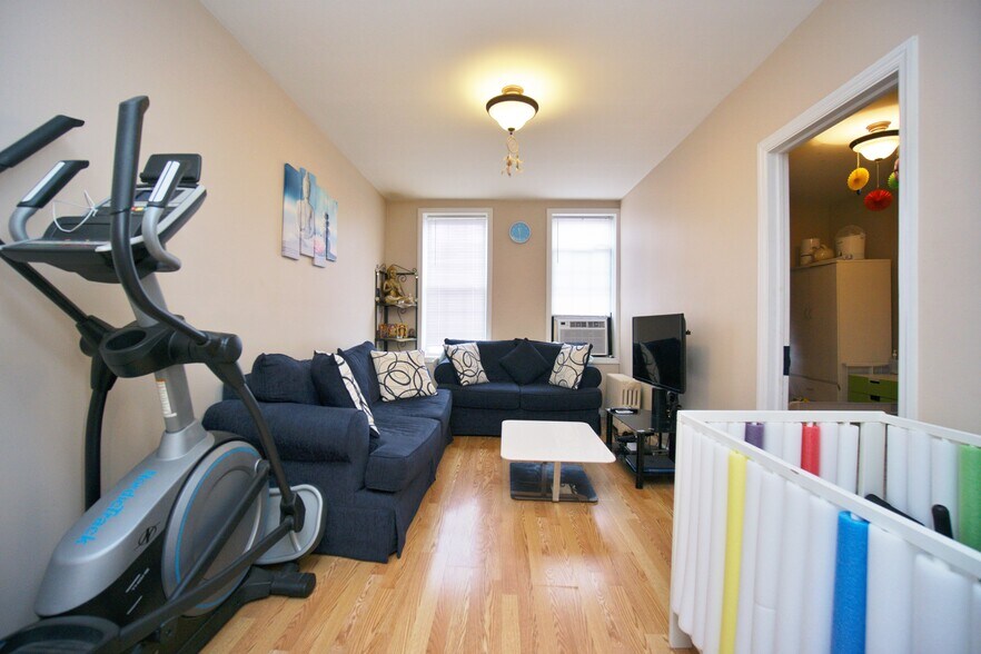 2611 Avenue U, Brooklyn, NY 11229 Storefront Retail Residential For