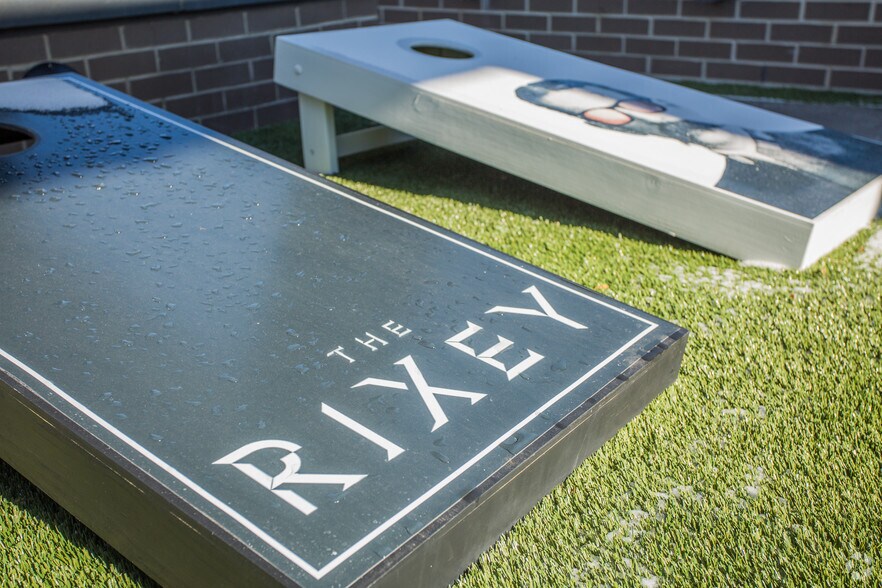 More Photos Of 1008 N Glebe Rd, Arlington Apartments For Lease