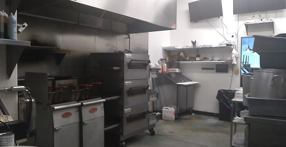 More Photos Of 771 Chukar Pl SW, Quincy Convenience Store For Sale