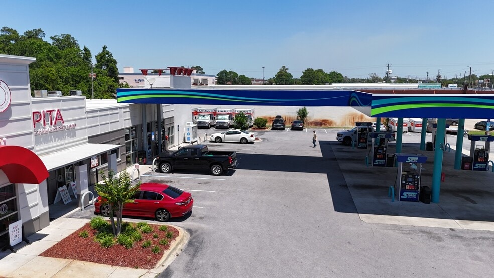 More Photos Of 180 Mary Esther Blvd, Mary Esther Service Station For Sale