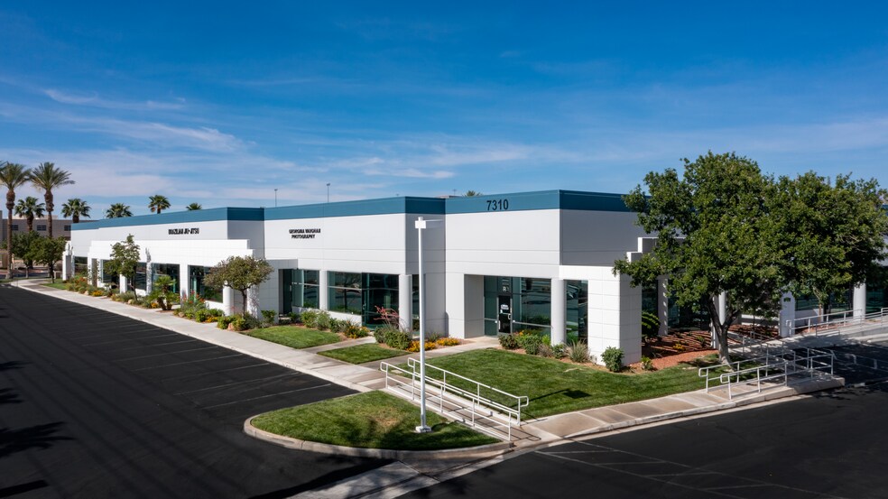 More Photos Of 7310 Smoke Ranch Rd, Las Vegas Unknown For Lease