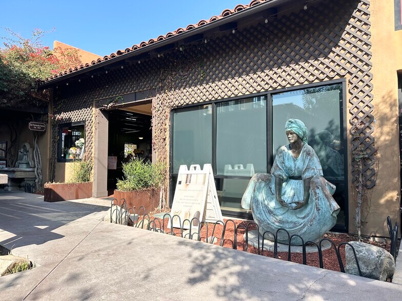 More Photos Of 241 N Maclay Ave, San Fernando Storefront For Lease