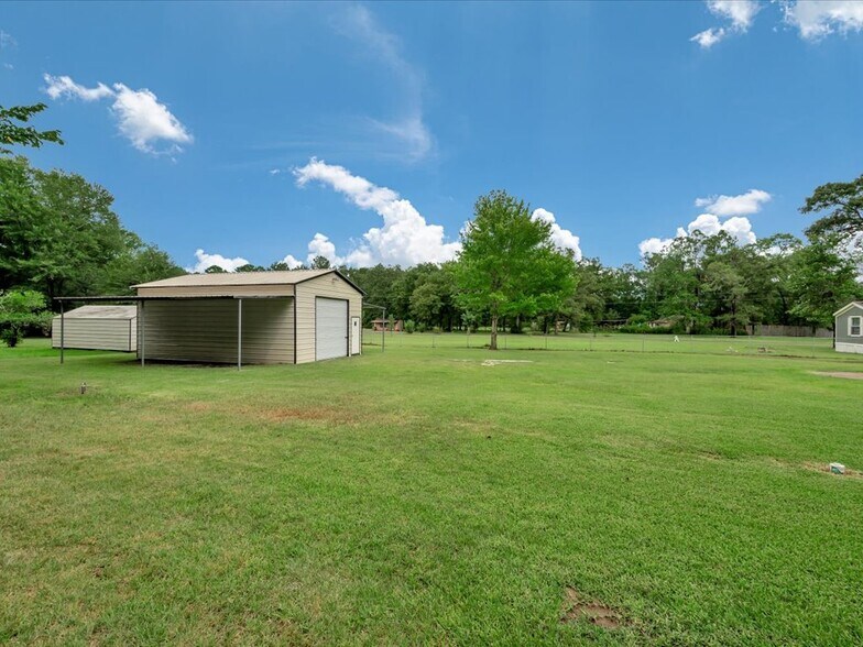 More Photos Of 4314 US Highway 69 N, Lufkin Office For Sale