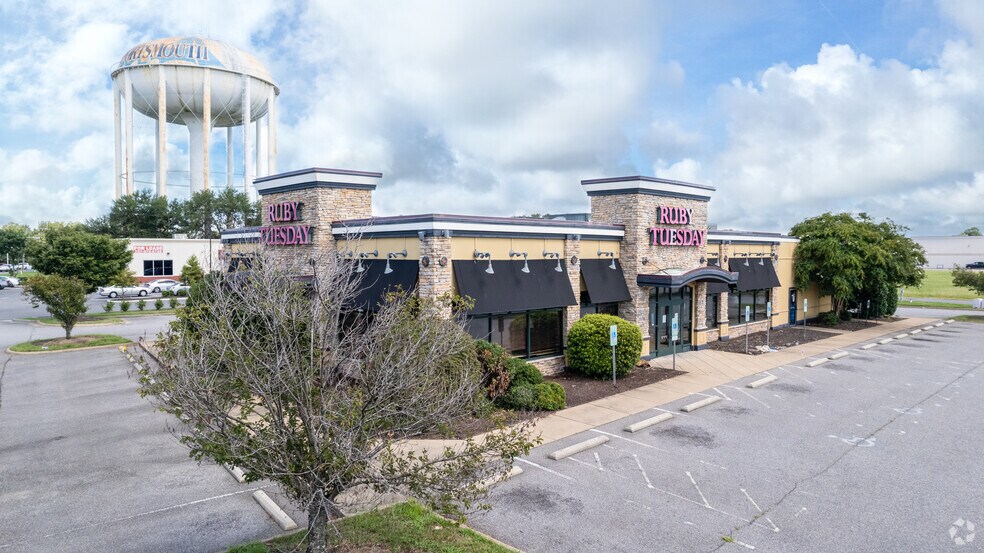 More Photos Of 4066 Victory Blvd, Portsmouth Restaurant For Lease