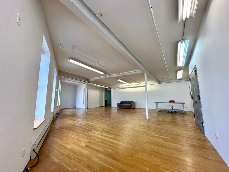 More Photos Of 429 S 5th St, Brooklyn Apartments For Lease