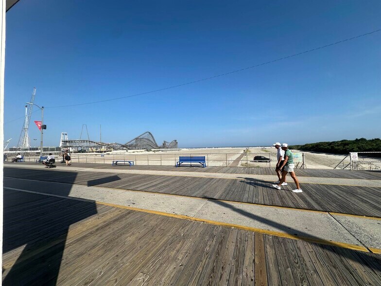 More Photos Of 4211 Ocean Ave, Wildwood Hotel For Sale