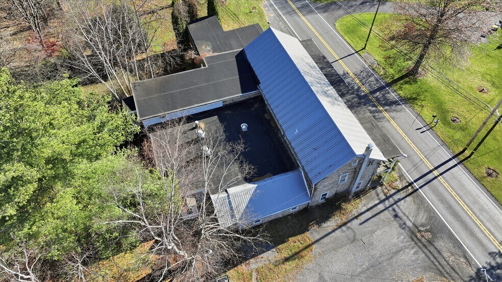 More Photos Of 349 Huffs Church Rd, Mertztown Restaurant For Sale