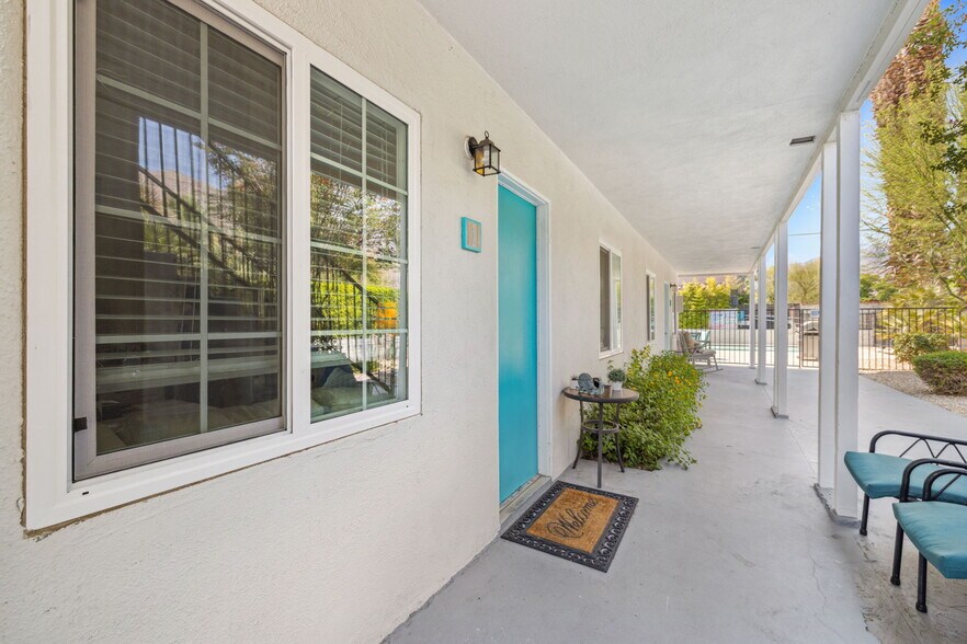 More Photos Of 1674 S Via Salida, Palm Springs Apartments For Sale