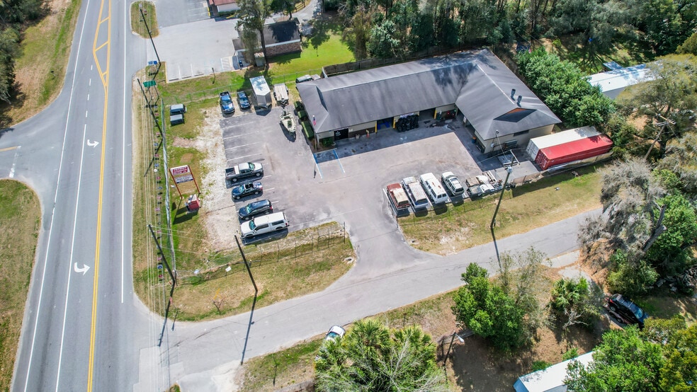 More Photos Of 982 E Hartshorn Ln, Holder Auto Repair For Sale