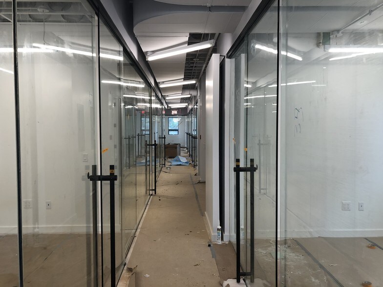 More Photos Of 839 Broadway, Brooklyn Freestanding For Lease