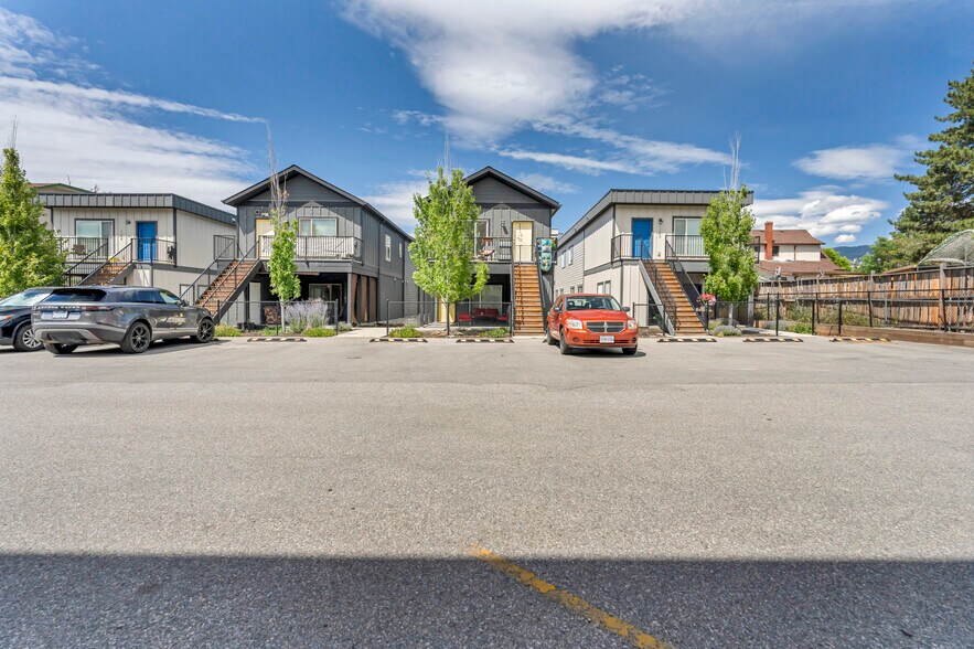 More Photos Of 116 Calgary Av, Penticton Apartments For Sale