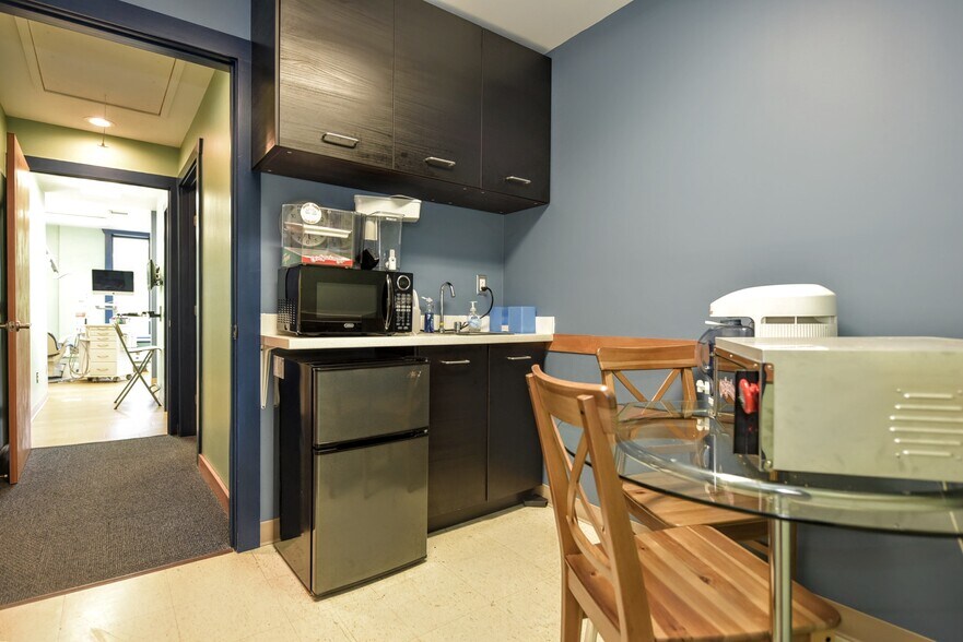 More Photos Of 276 State Rt.94, Vernon Medical For Sale