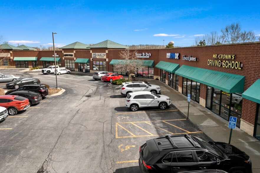 More Photos Of 1925-1997 Huntley Rd, West Dundee General Retail For Sale