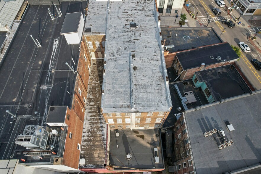 More Photos Of 41 Court St, Binghamton Storefront Retail Residential For Sale