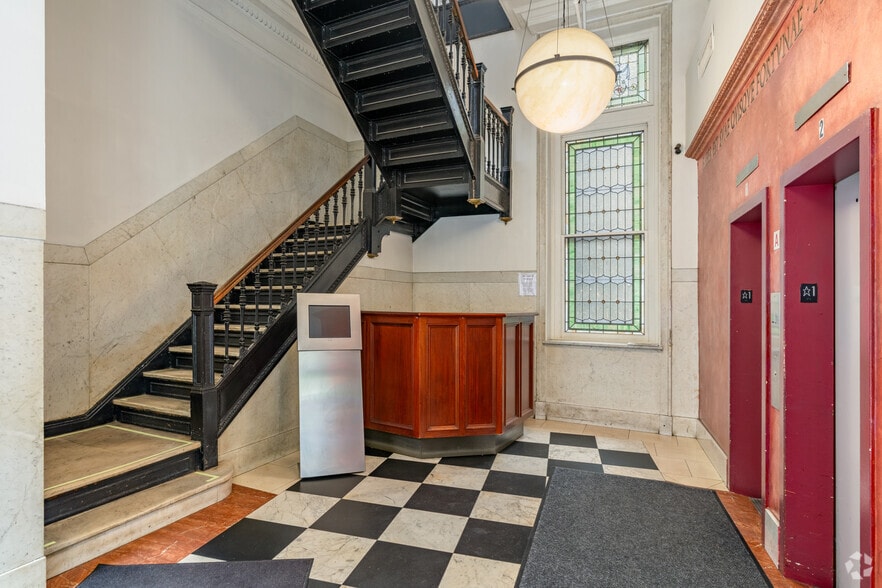 More Photos Of 41 E 11th St, New York Loft Creative Space For Lease