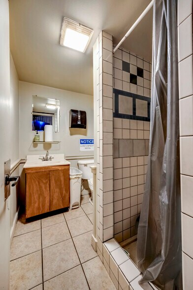 More Photos Of 422 Fryes Ln, Danville Sports And Entertainment For Sale